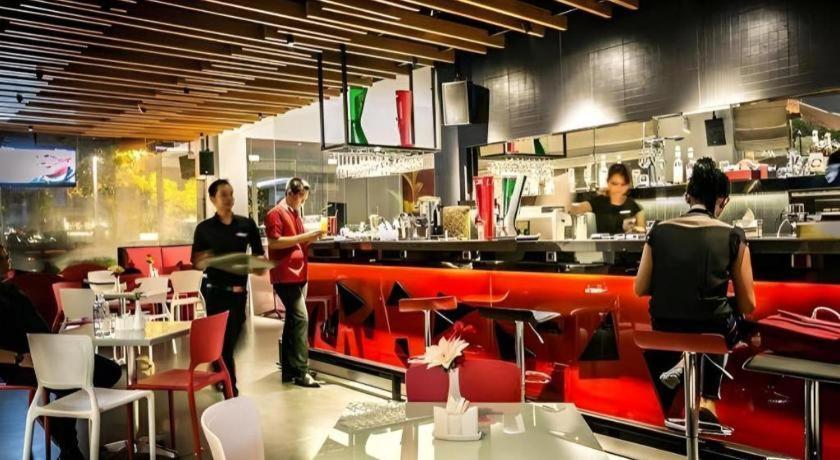 G Suites Hotel By Amithya Surabaya Ngoại thất bức ảnh