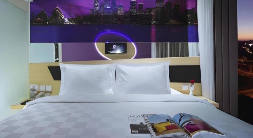 G Suites Hotel By Amithya Surabaya Ngoại thất bức ảnh